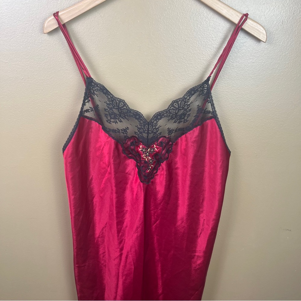 Vintage Vanity Fair Red Slip Dress Nightgown Made in USA Women's Med Black Lace - Picture 2 of 10